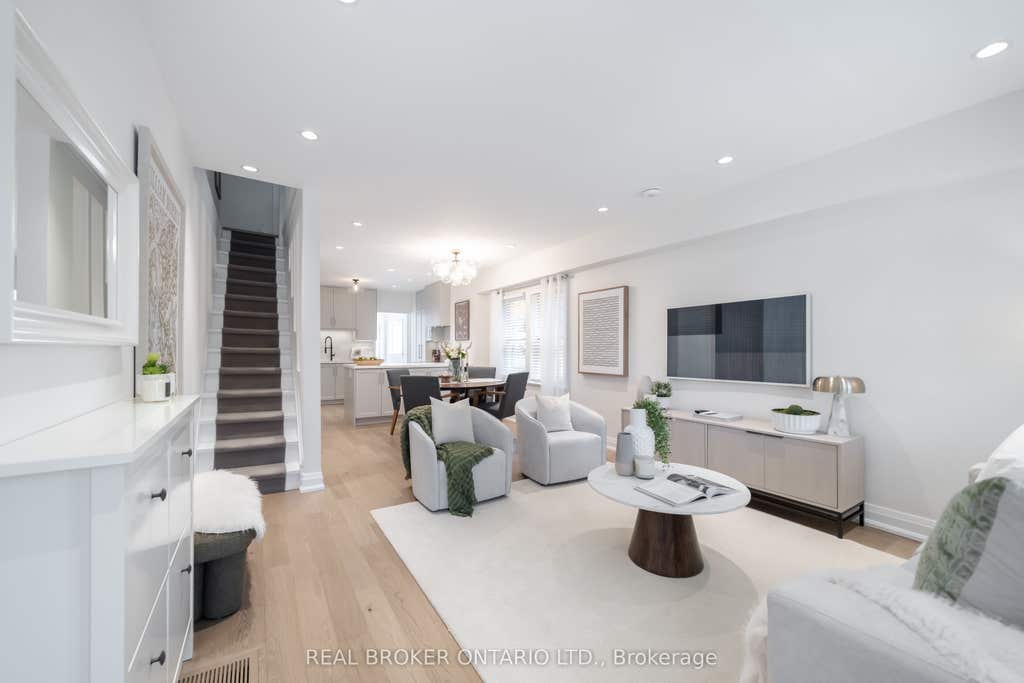 Photo of 162 Coleman Avenue, Toronto, ON M4C 1R2 (MLS # E13459312)