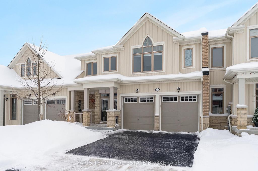 Photo of 33 Bianca Crescent, Wasaga Beach, ON L9Z 0H6 (MLS # S13003604)