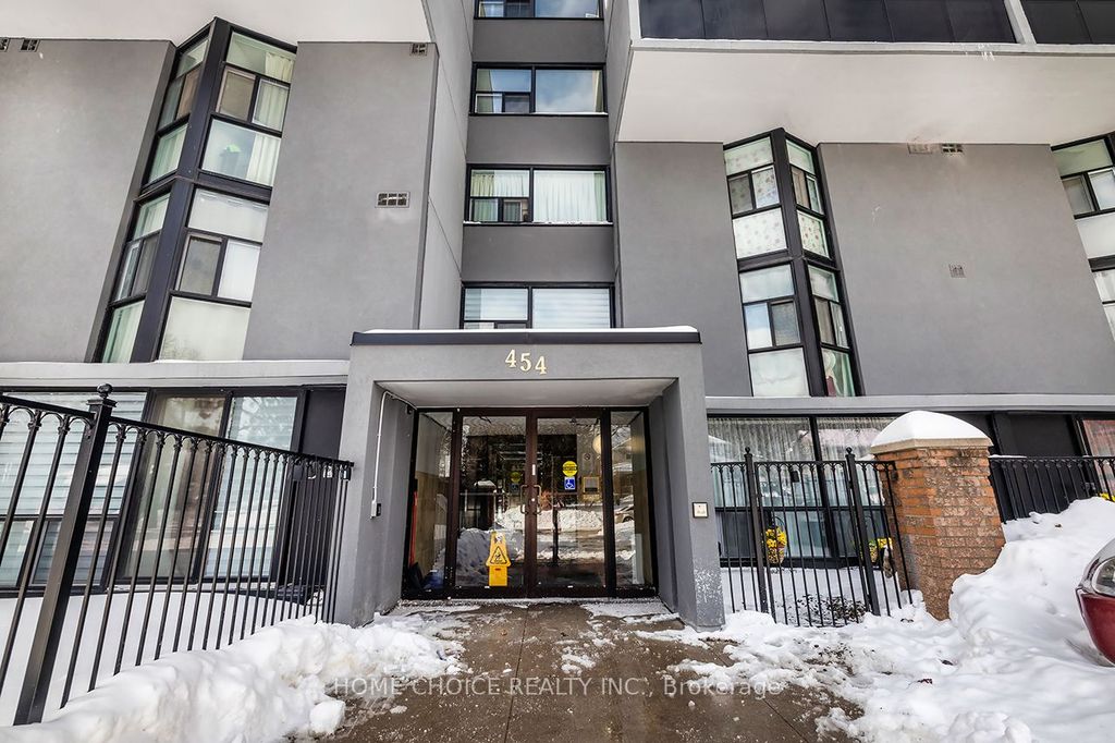 Photo of 454 Centre Street #412, Oshawa, ON L1H 4C2 (MLS # E12609878)