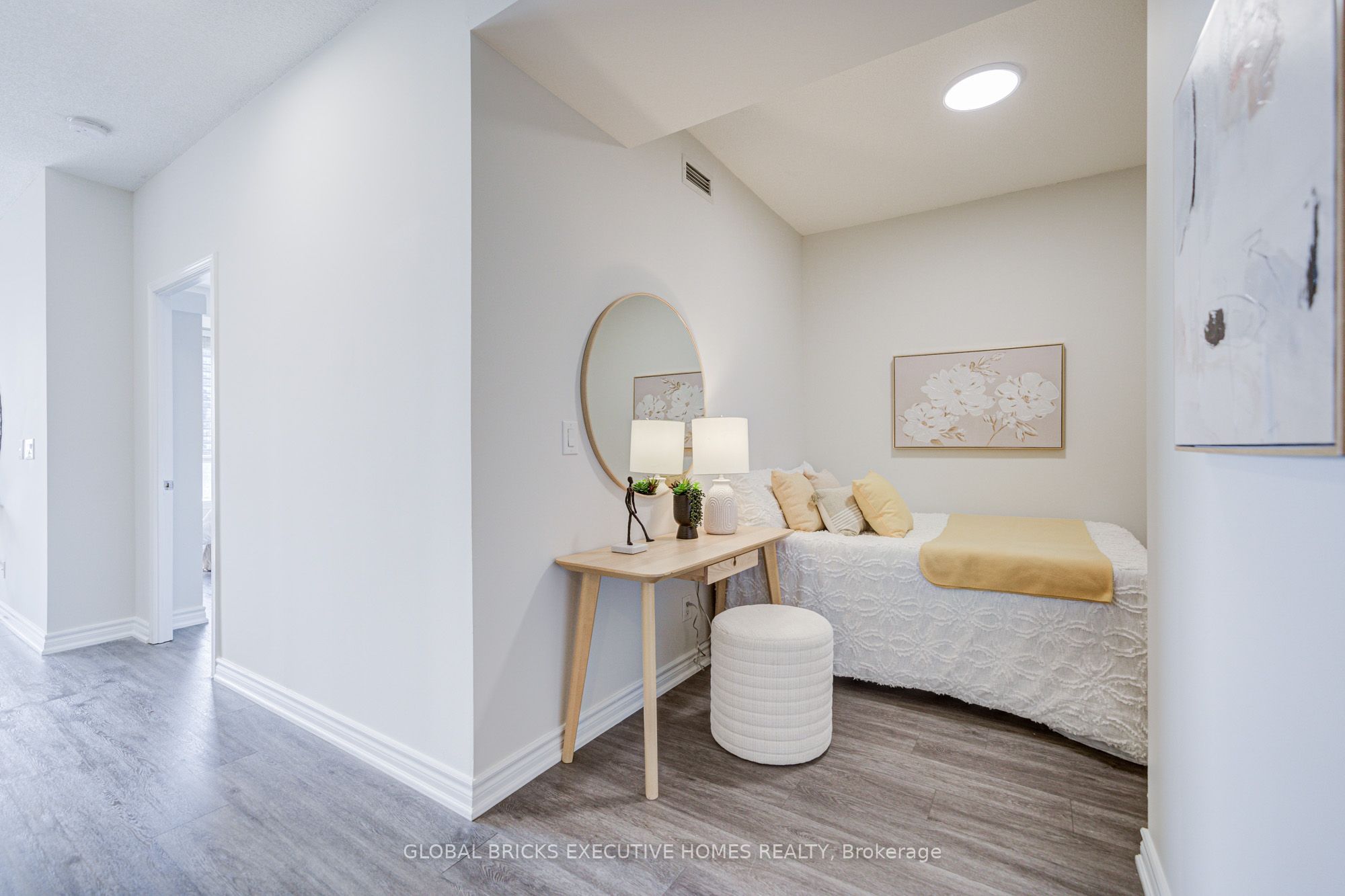 388 Prince of Wales Drive 2911