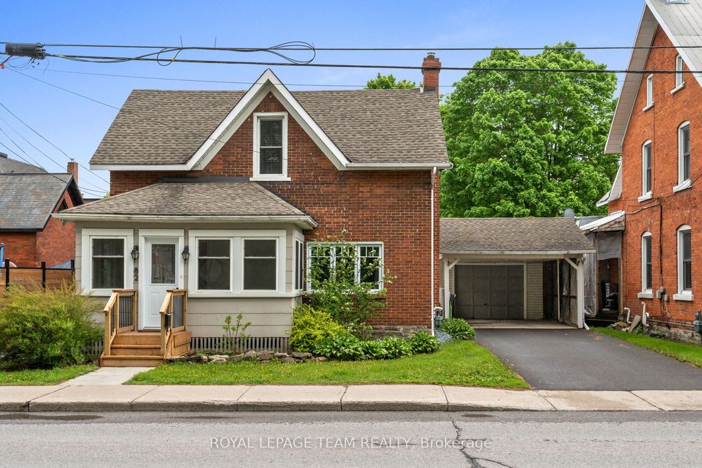 Photo of 82 Lake Avenue E, Carleton Place, ON K7C 1K8 (MLS # X12439162)