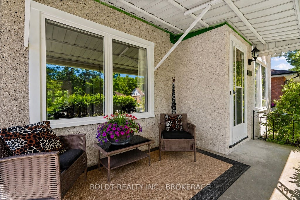 Photo of 421 Prospect Point Road N, Fort Erie, ON L0S 1N0 (MLS # X13474172)