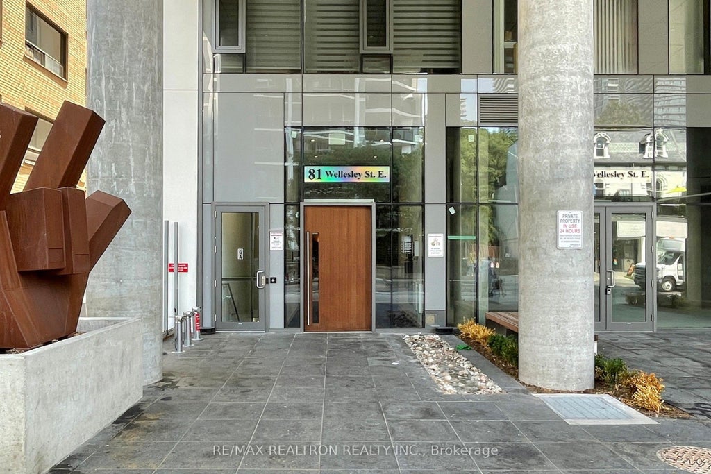 Photo of 81 Wellesley Street E #2001, Toronto, ON M4Y 1H8 (MLS # C13835608)