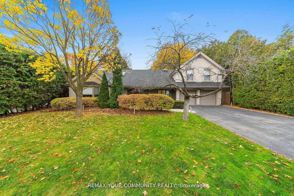 Photo of 154 Old Yonge Street, Toronto, ON M2P 1P9 (MLS # C12935192)