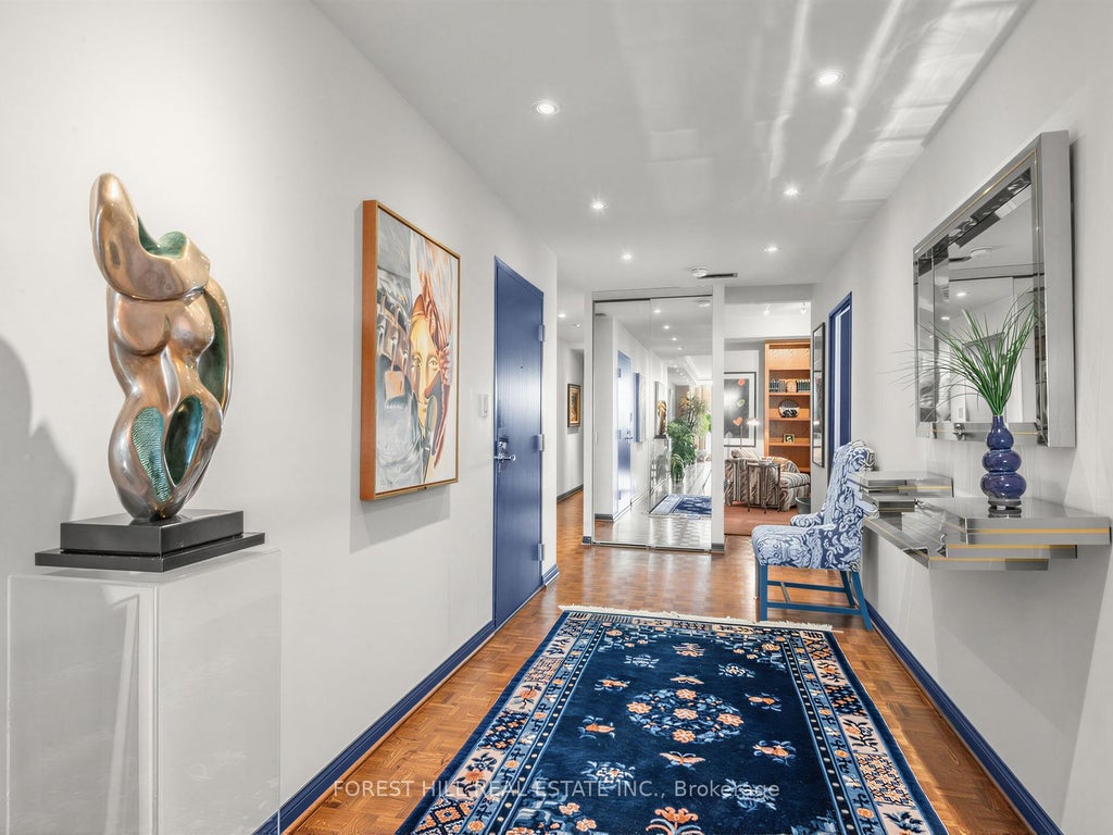 Photo of 407 Walmer Road #501, Toronto, ON M5R 3N2 (MLS # C13686648)