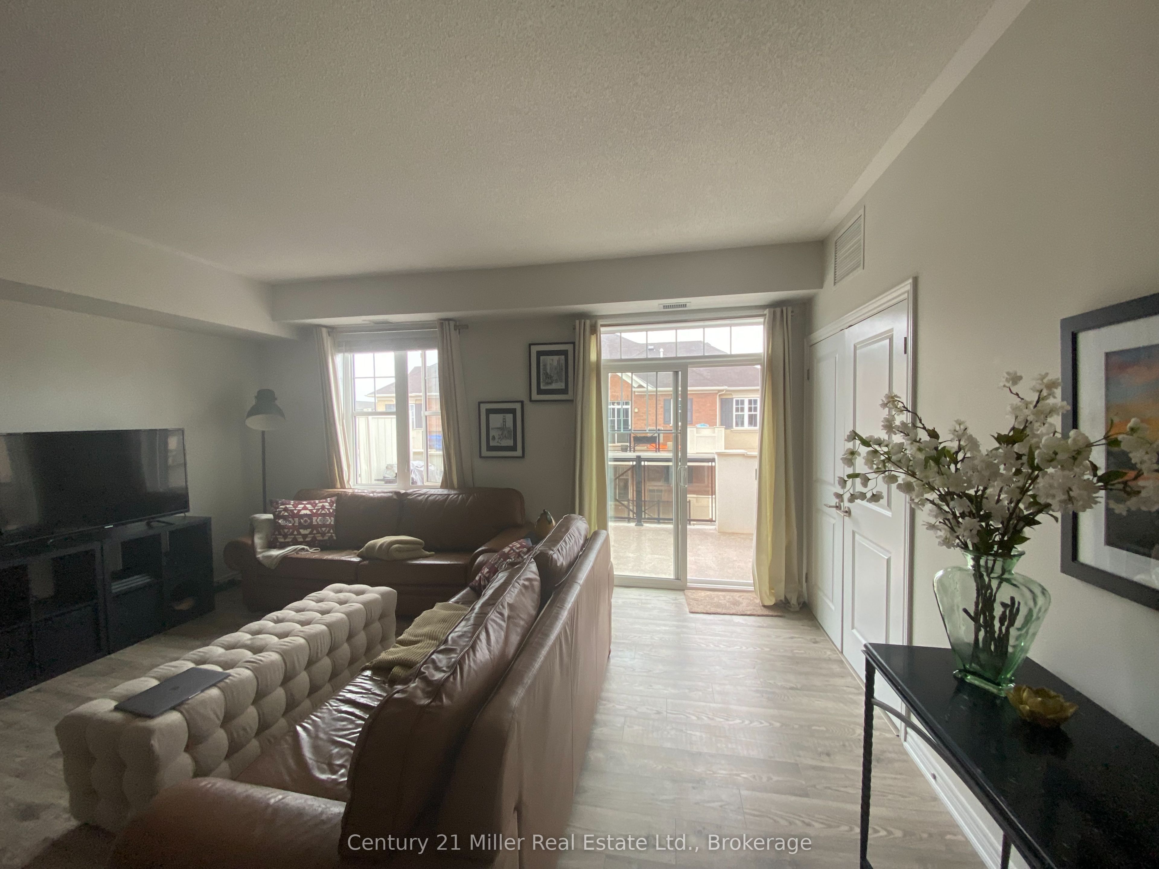 2326 Taunton Road 306