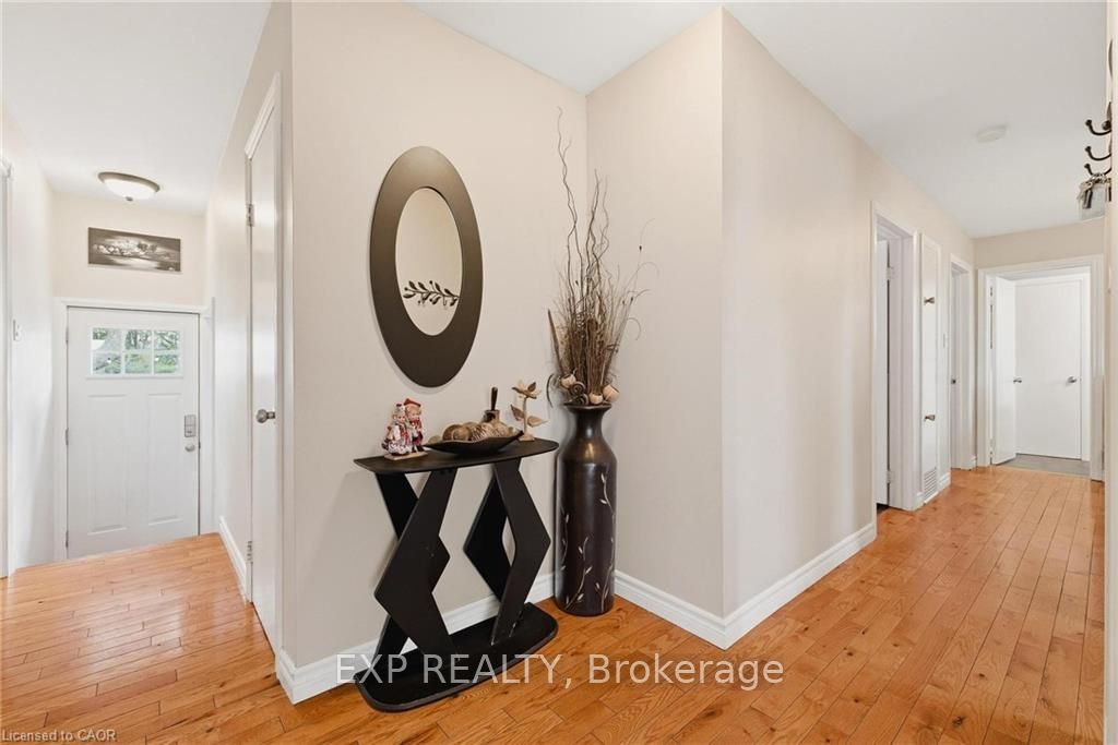 120 Elgin Crescent
