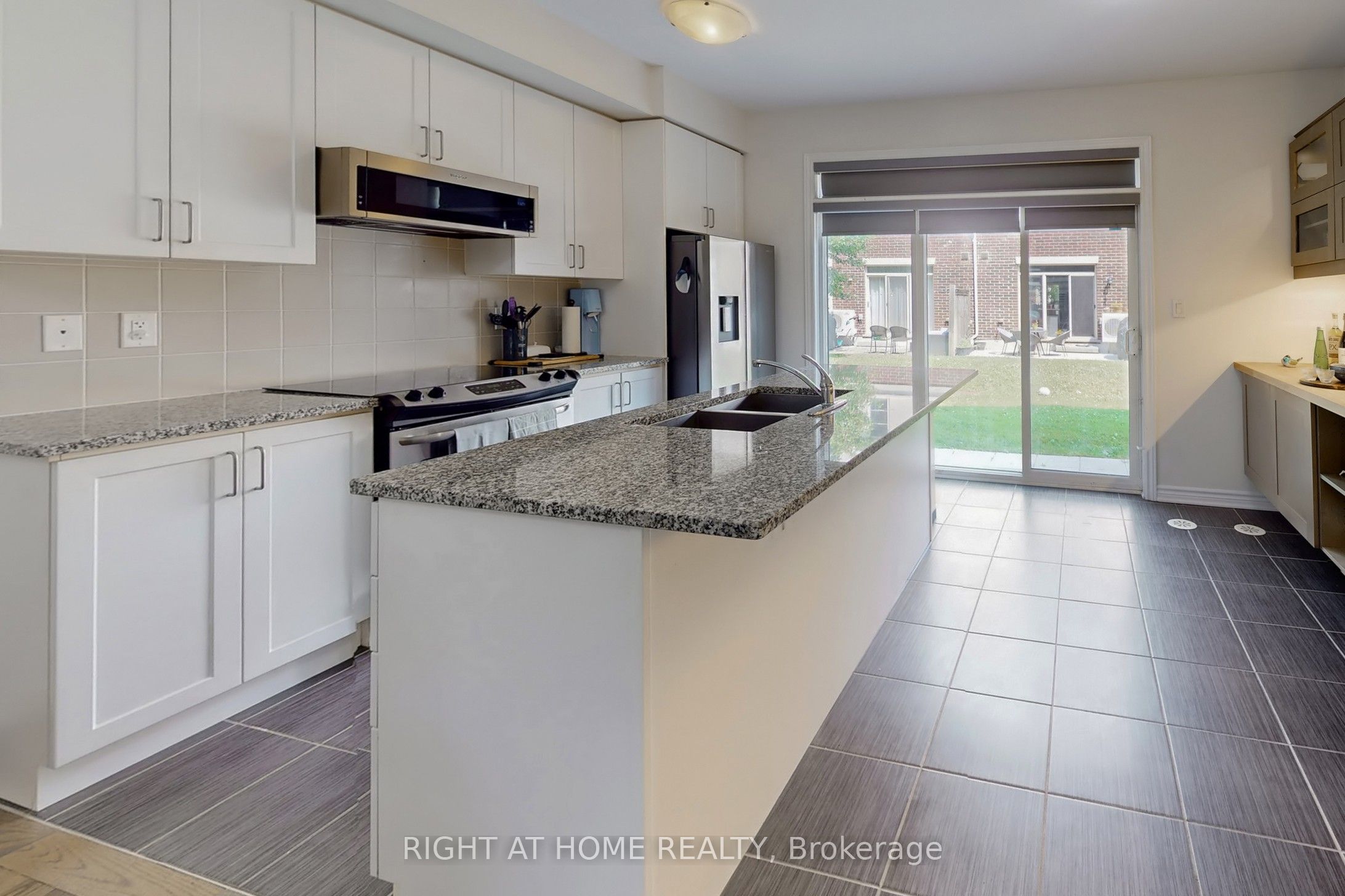636 Evans Avenue 65