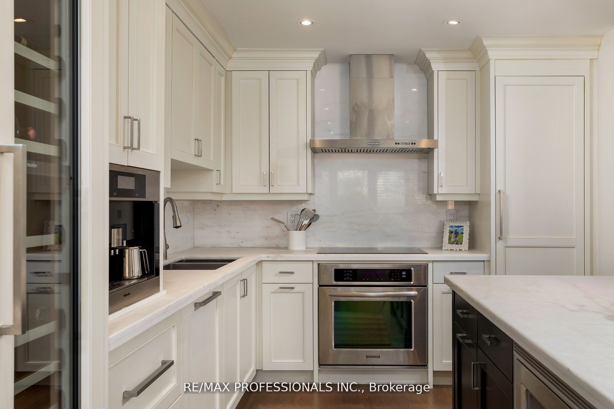 71 Old Mill Road 304