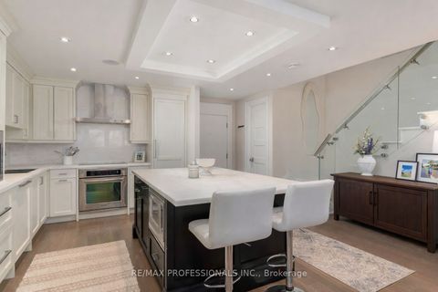 71 Old Mill Road 304 Toronto ON M8X 1G9