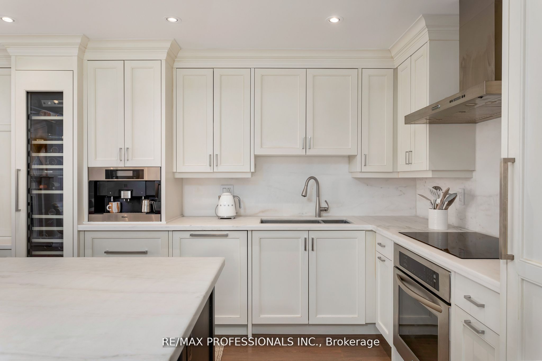 71 Old Mill Road 304