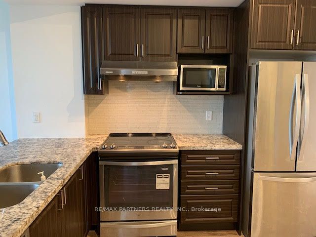 38 Cedarland Drive 605