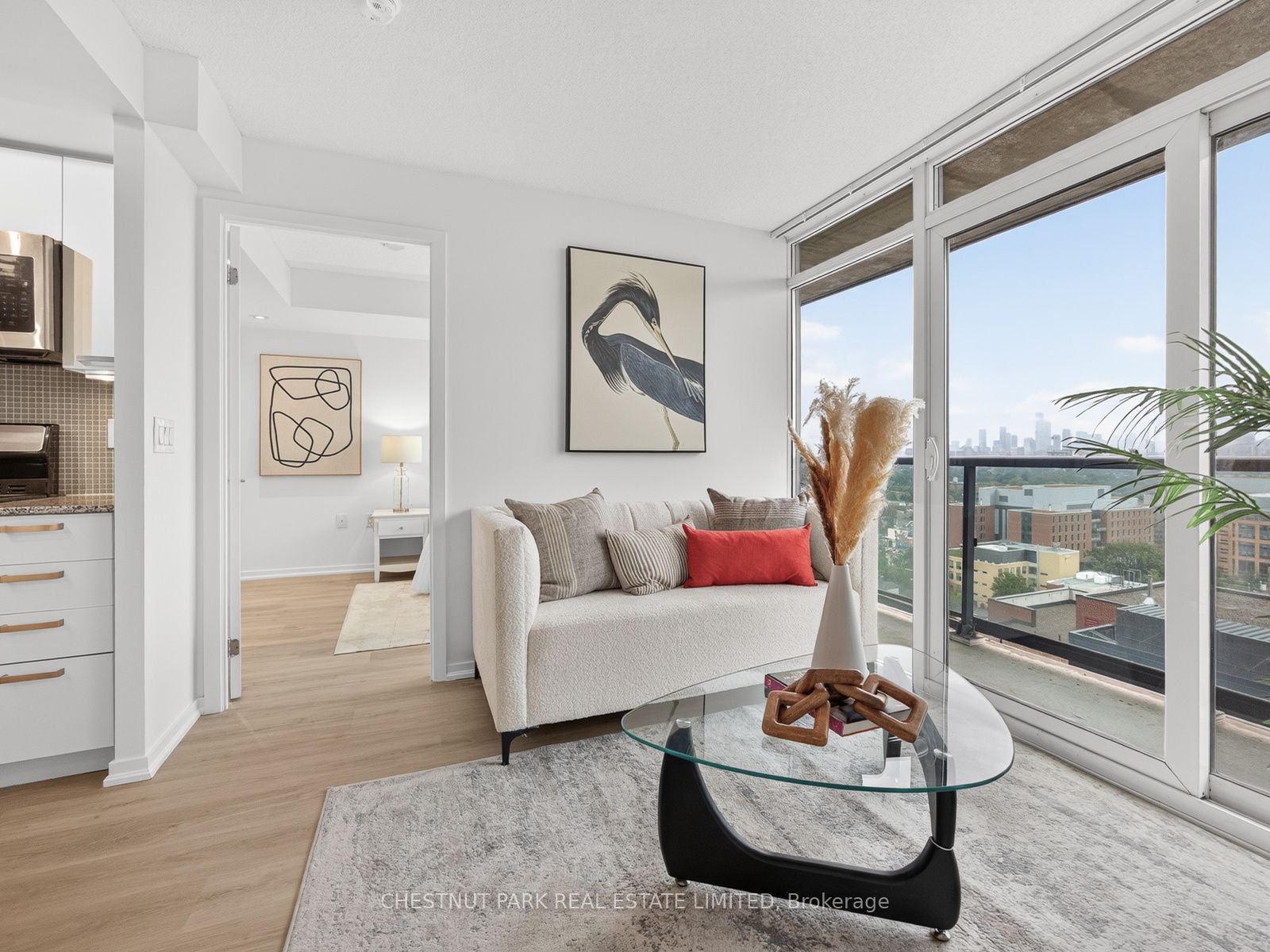 36 Lisgar Street 2111E