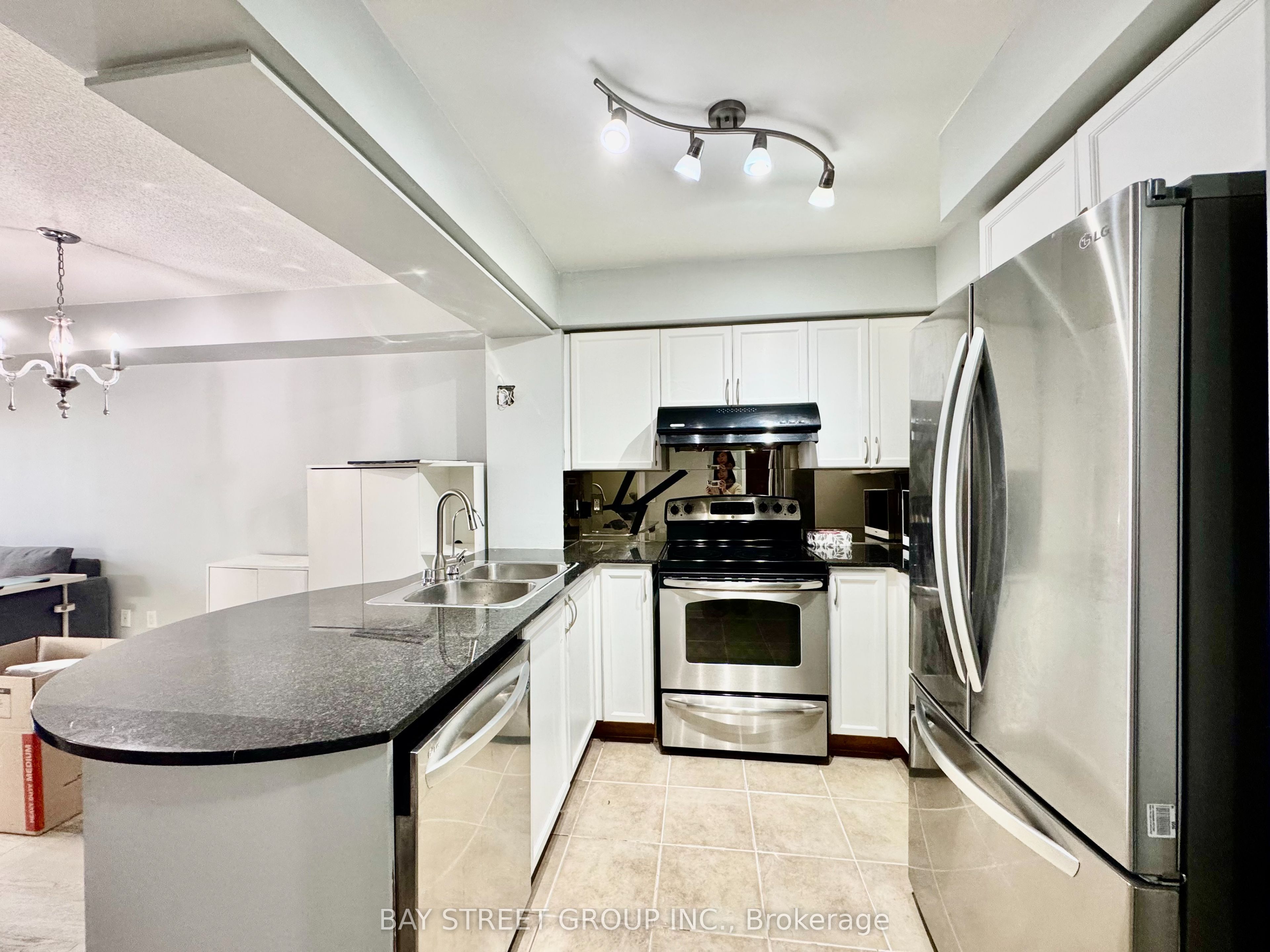 4080 Living Arts Drive 1912