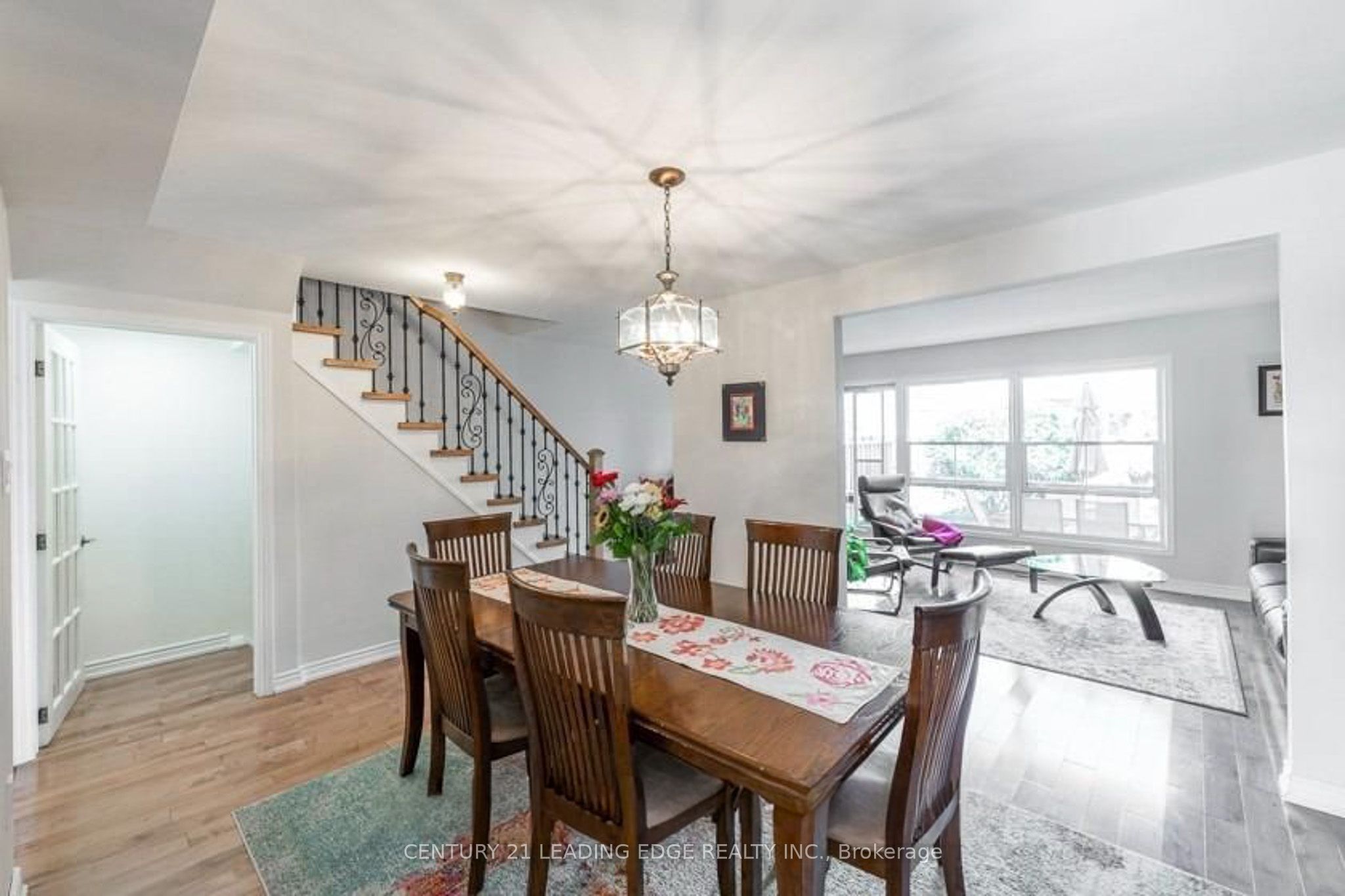 713 Burnhamthorpe Road 49