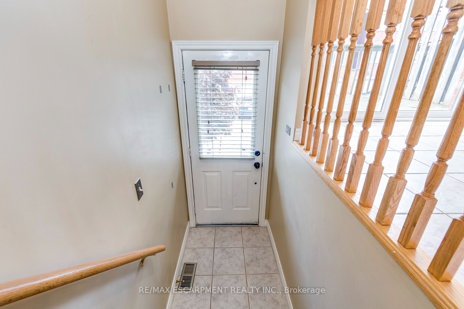 1751 Lampman Avenue 51