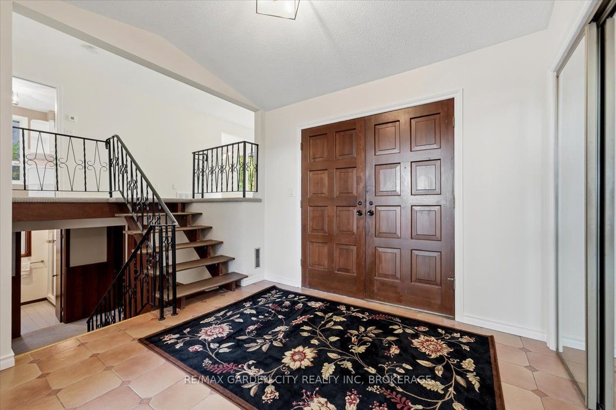 19 Berkhout Terrace