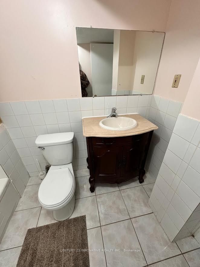 62 Elson Street BSMT