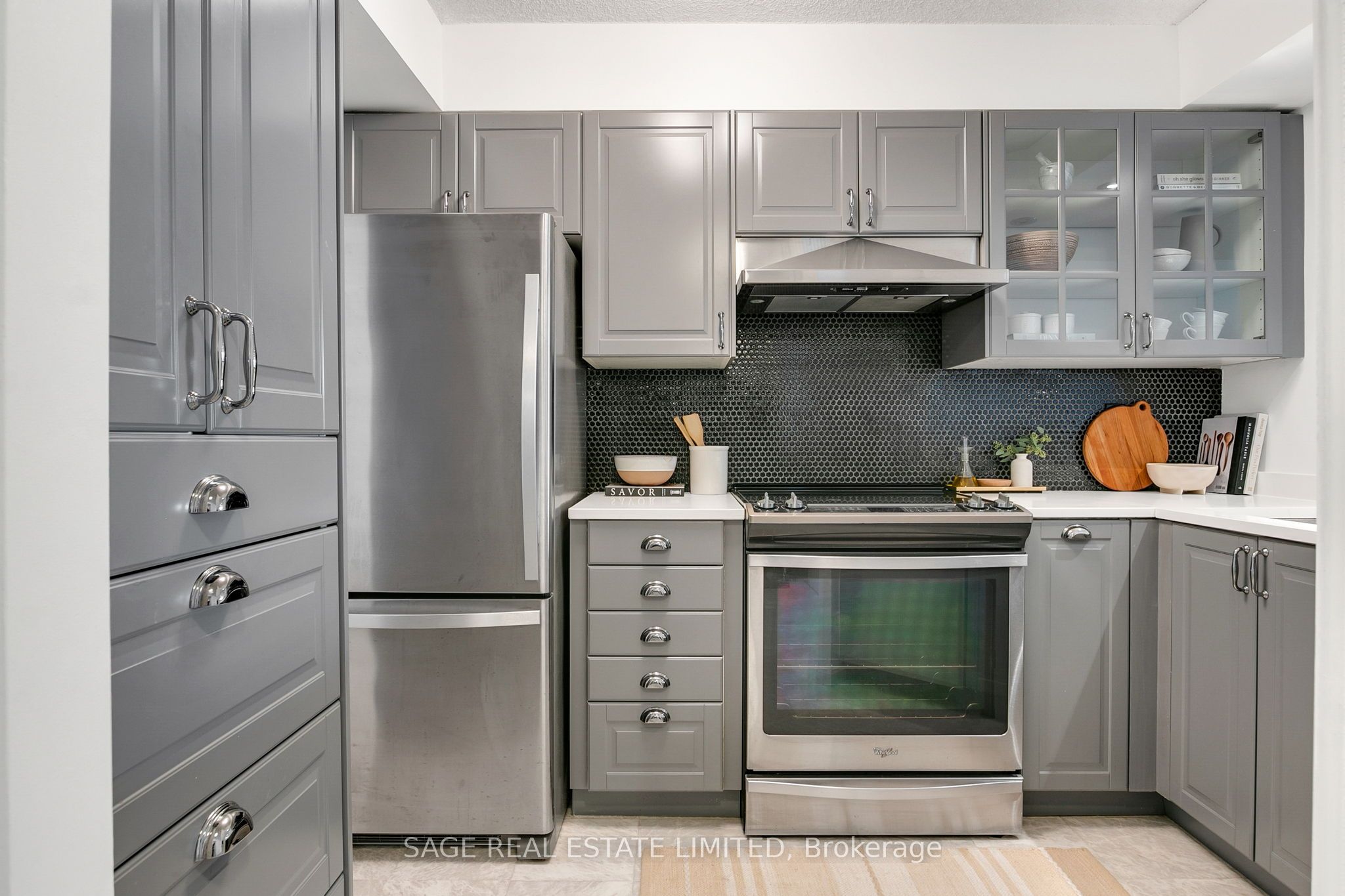 24 Wellesley Street W 912