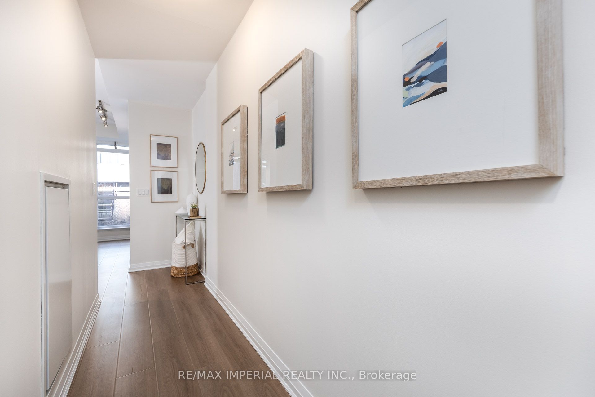 8 Mercer Street 317