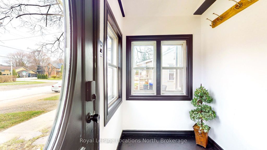 Photo of 452 Hurontario Street, Collingwood, ON L9Y 2M9 (MLS # S12714050)