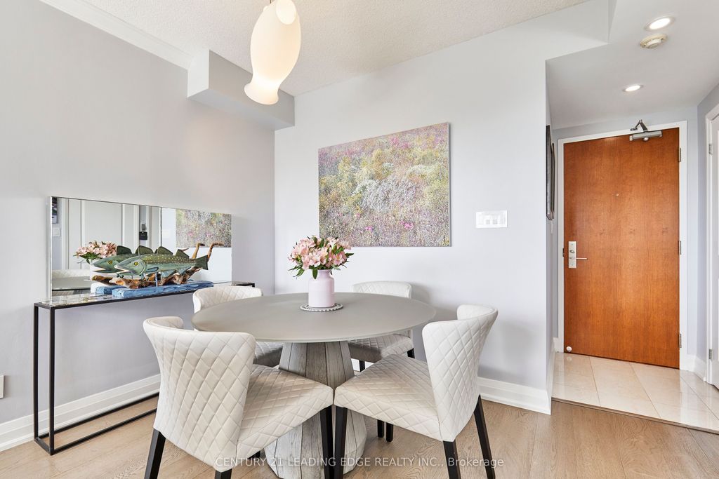 Photo of 1430 Yonge Street #703, Toronto, ON M4T 1Y6 (MLS # C12461002)