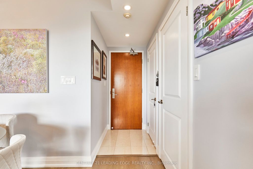 Photo of 1430 Yonge Street #703, Toronto, ON M4T 1Y6 (MLS # C12461002)