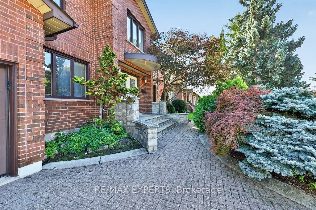 96 Benjamin Drive