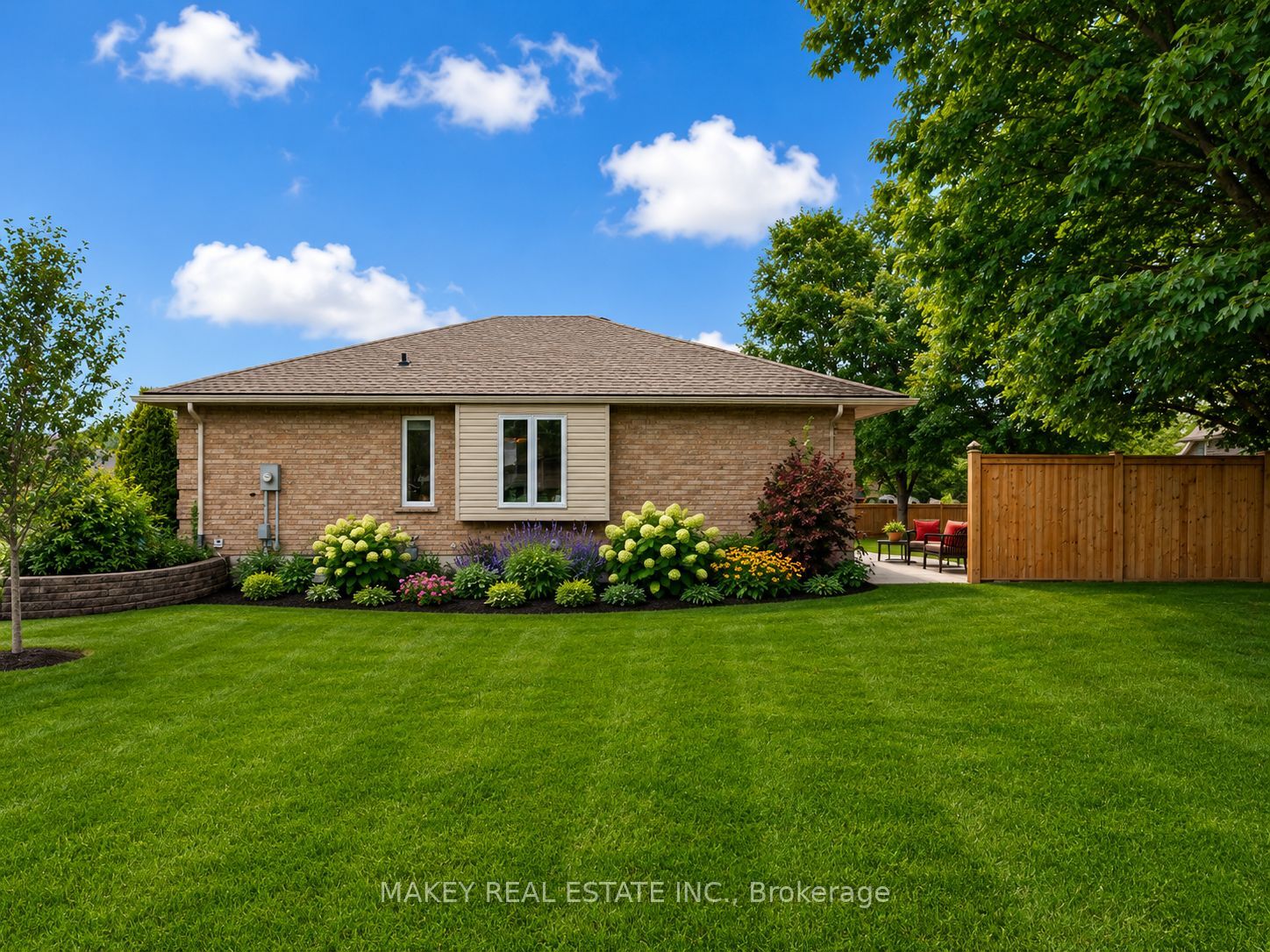 121 Hemlock Road
