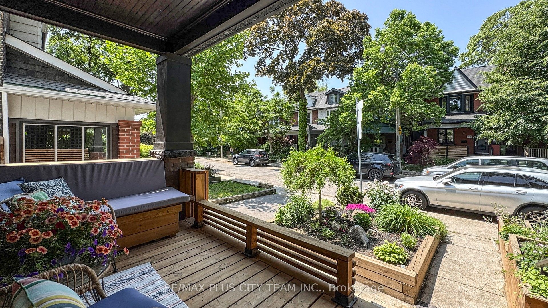 83 Bertmount Avenue
