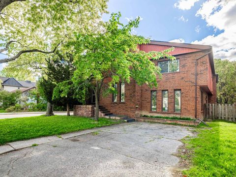 Photo of 309 Hillcrest Avenue, Toronto, ON M2N 3P5 (MLS # C12453977)