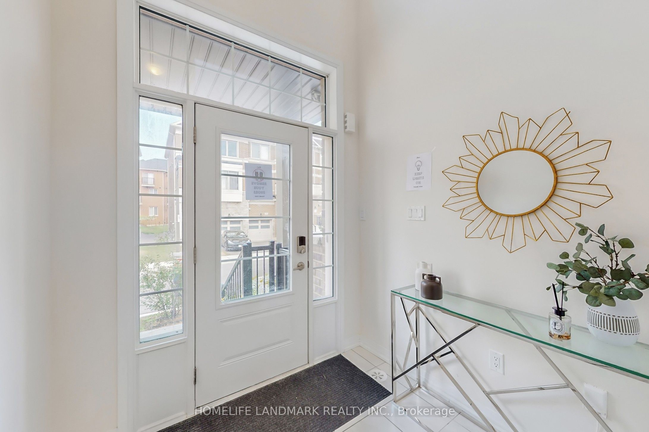 32 Sissons Way
