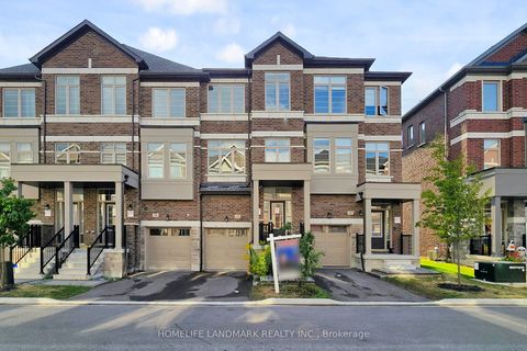 32 Sissons Way Markham ON L6B 1R2