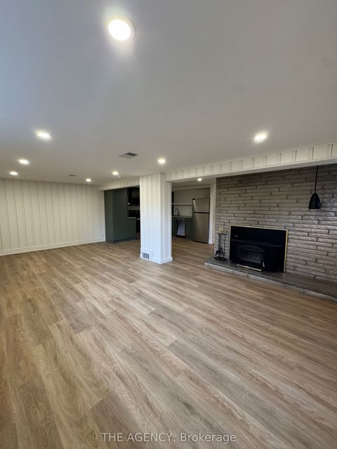 1590 Liveoak Drive Basement Mississauga ON L5E 2X6