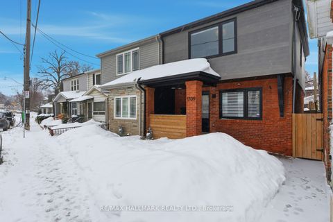 1709 Dundas Street E Toronto ON M4L 1L7