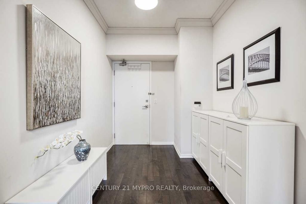 Photo of 832 Bay Street #2810, Toronto, ON M5S 1Z6 (MLS # C12399035)