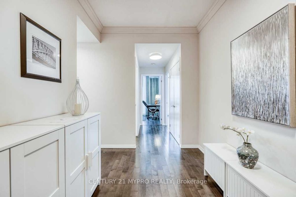 Photo of 832 Bay Street #2810, Toronto, ON M5S 1Z6 (MLS # C12399035)