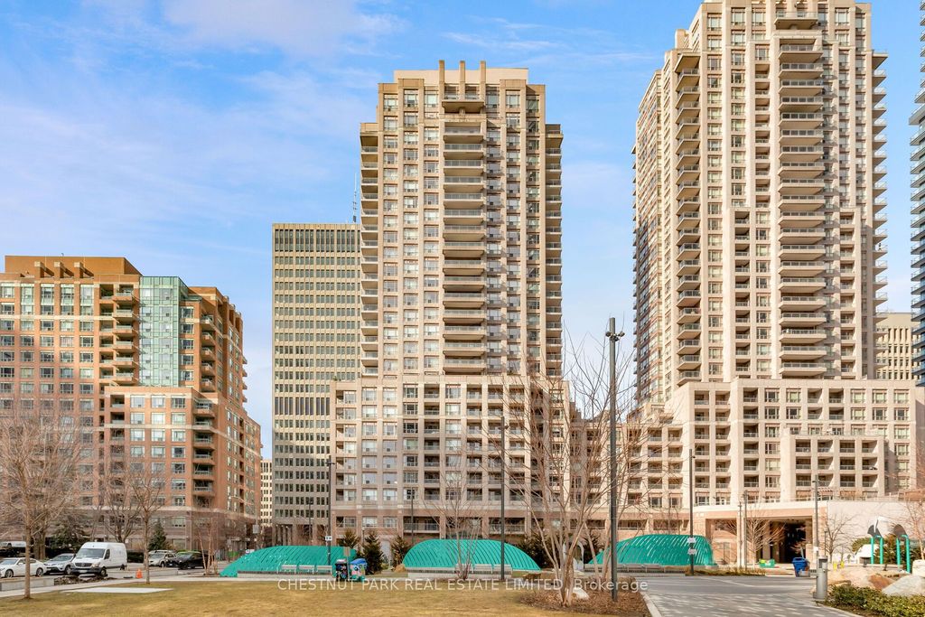 Photo of 909 Bay Street #710, Toronto, ON M5S 3G2 (MLS # C12866558)