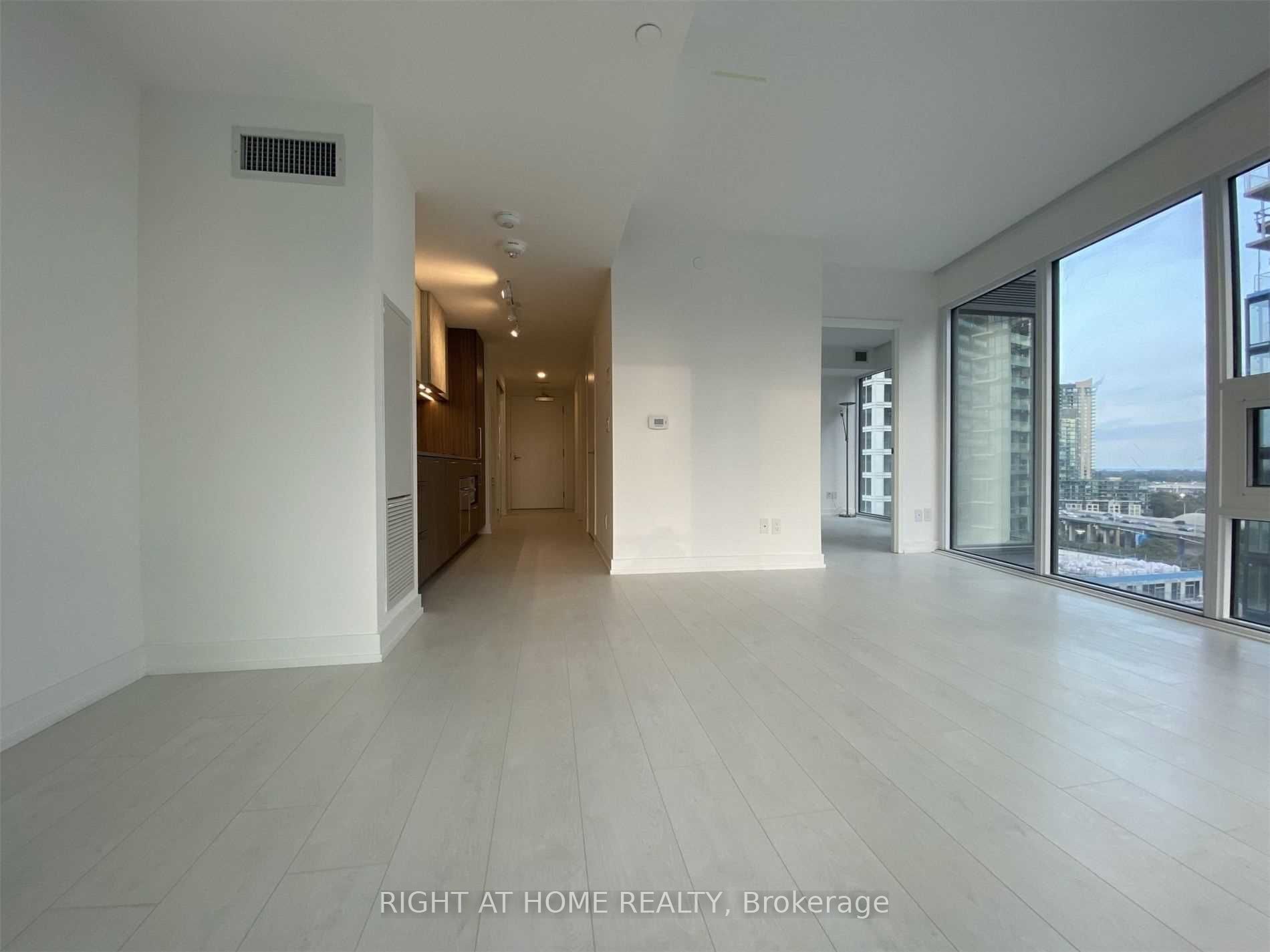 19 Western Battery Road 1207