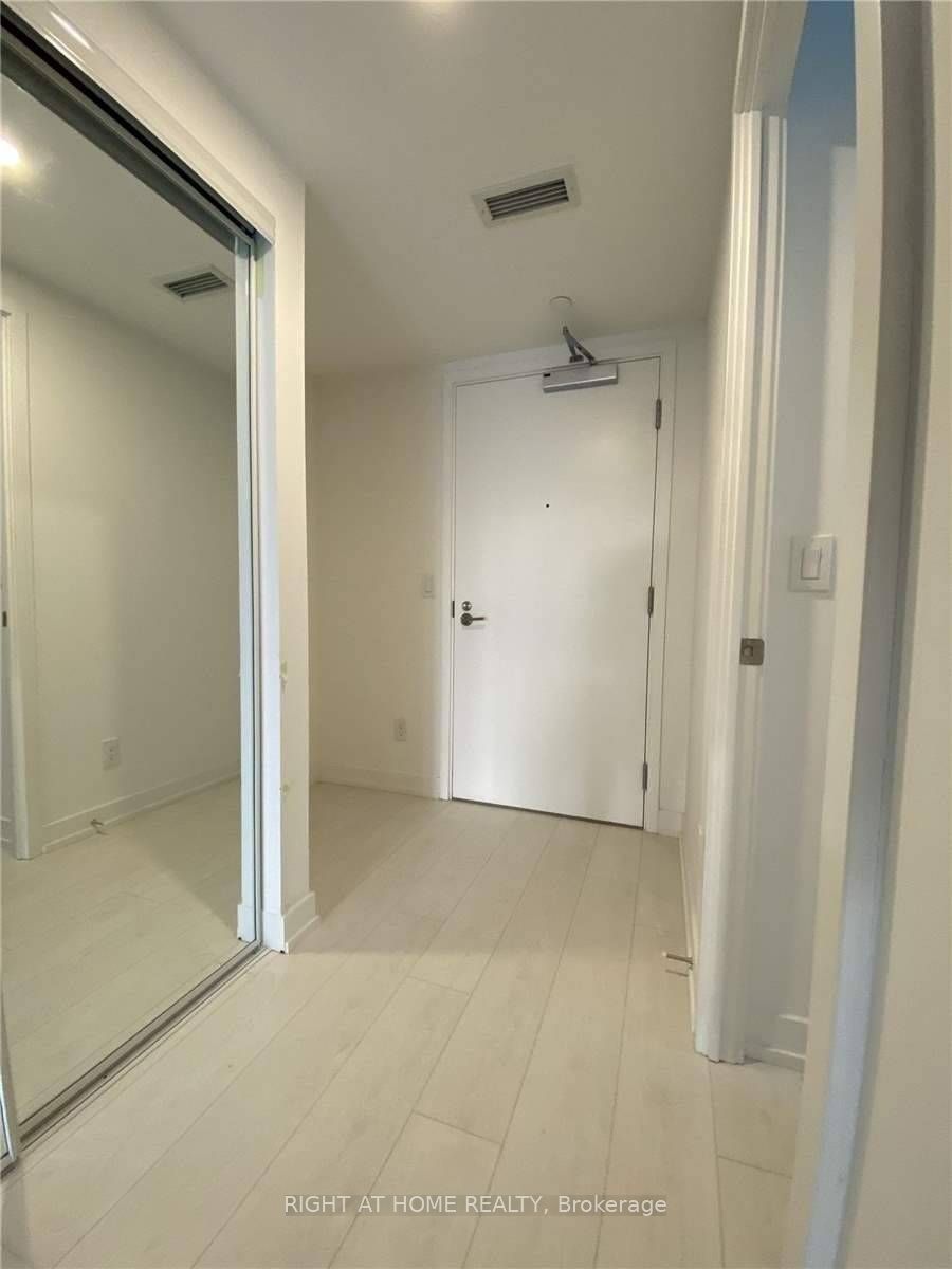19 Western Battery Road 1207
