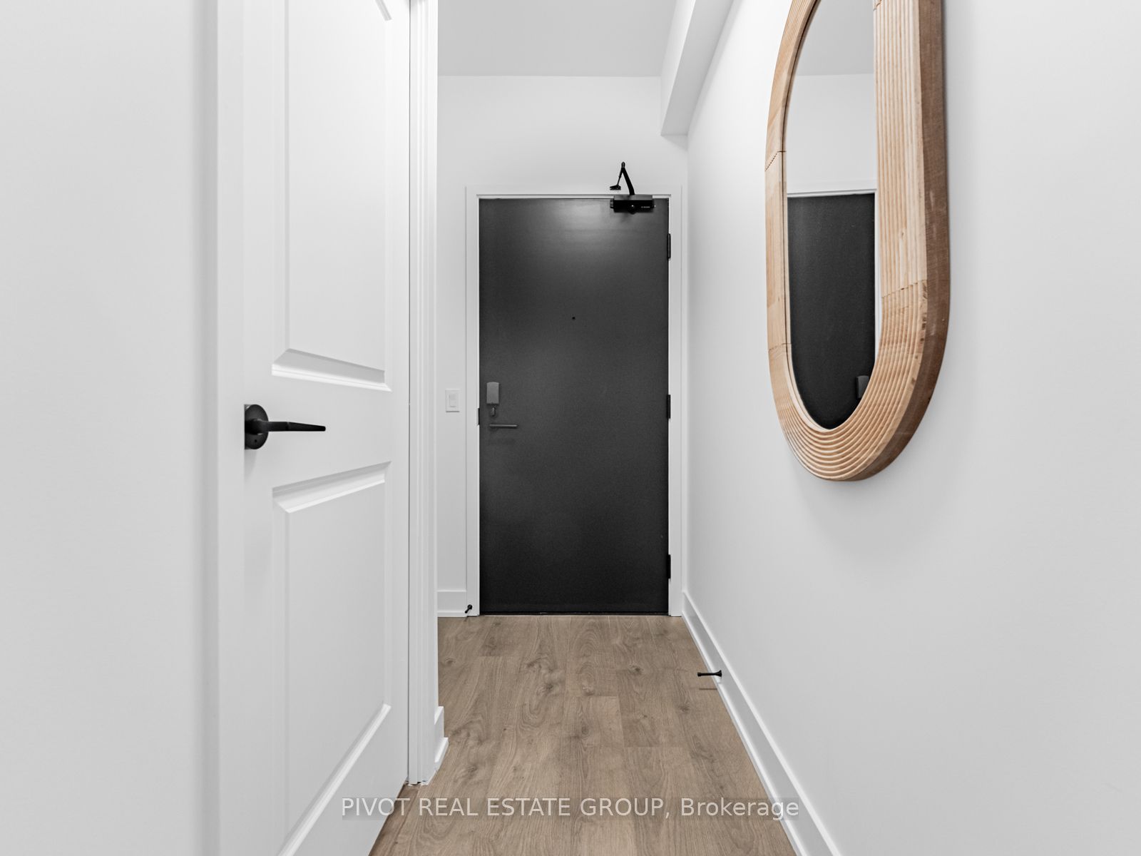 2333 Khalsa Gate 301