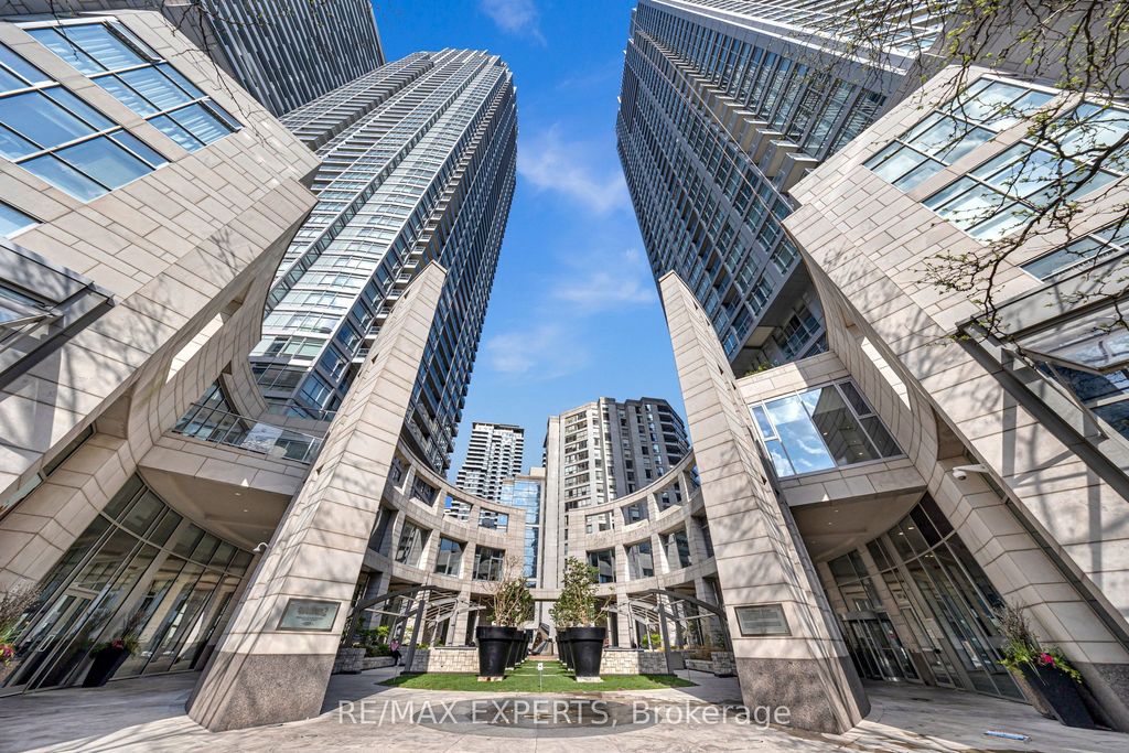 Photo of 2191 Yonge Street #2304, Toronto, ON M4S 3H8 (MLS # C13151310)