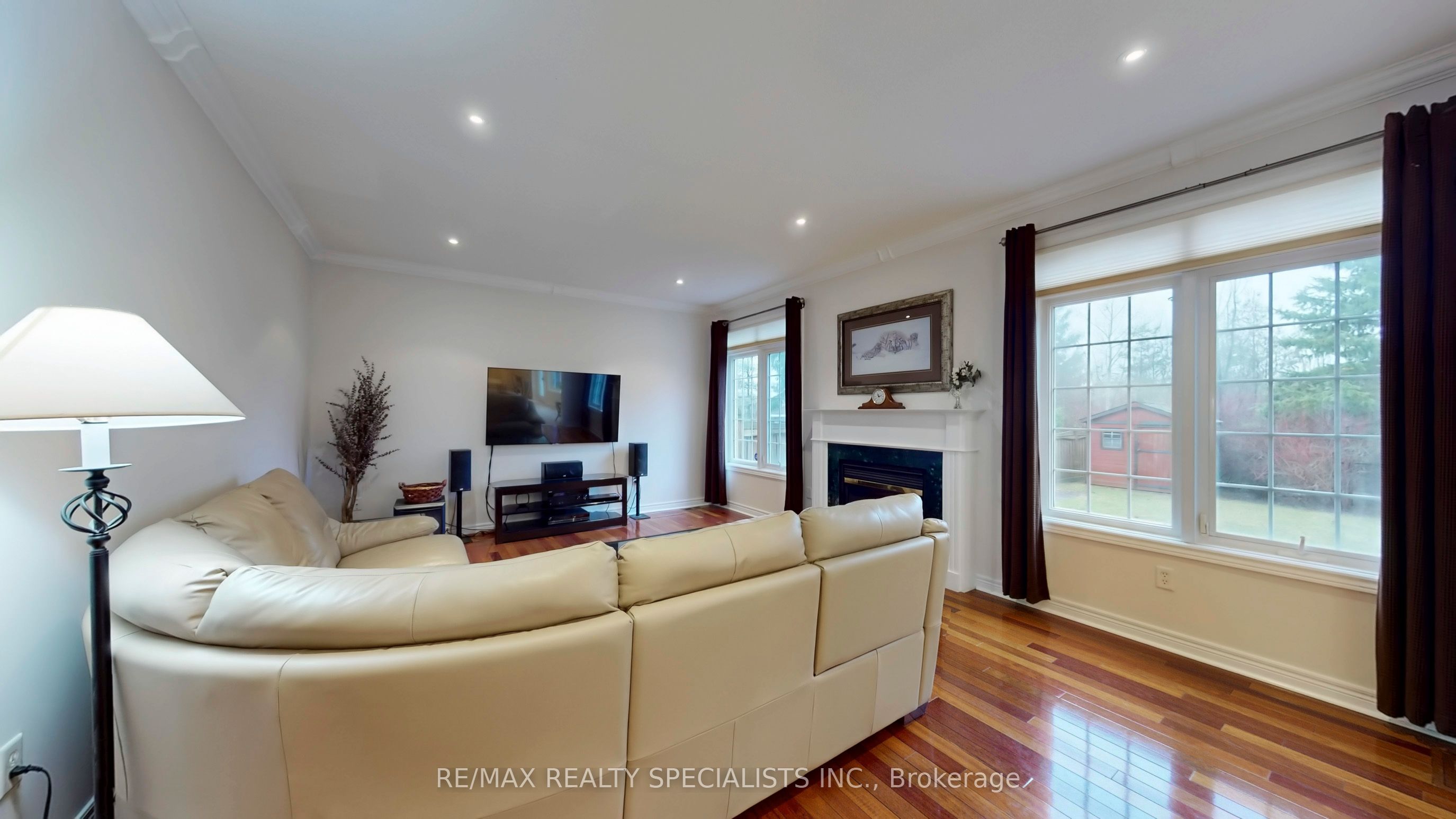 2258 Rochester Circle