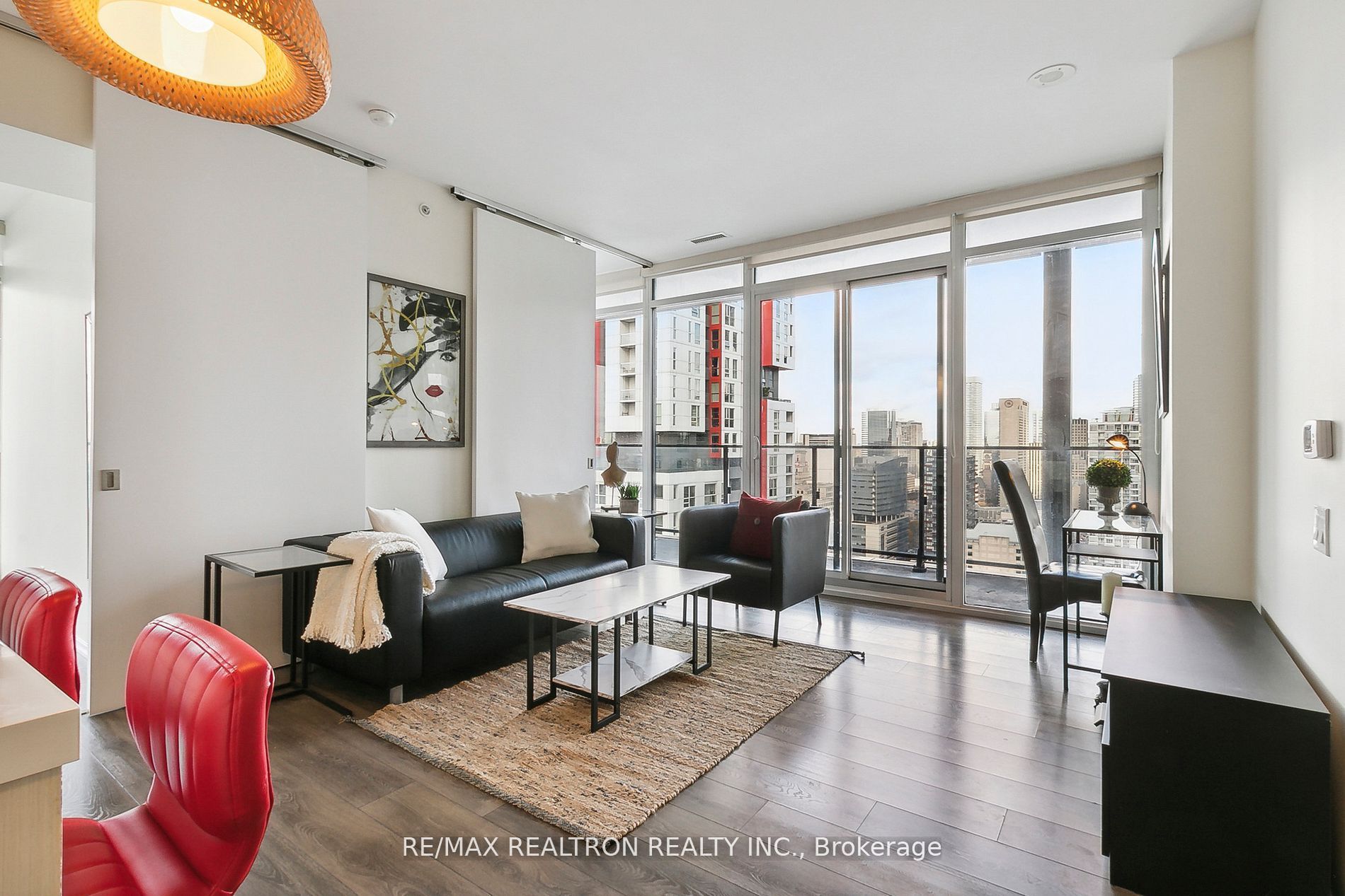 125 Peter Street 2708