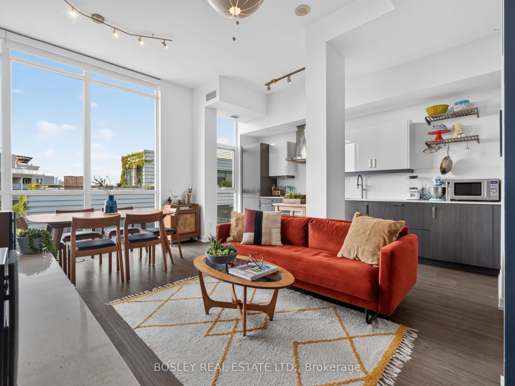 Photo of 36 Howard Park Avenue #801, Toronto, ON M6R 0A5 (MLS # W13583346)