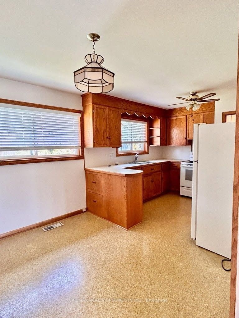 4486 Lyons Creek Road