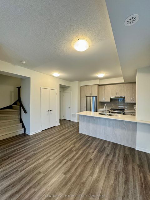 130 Honeycrisp Crescent TH327 Vaughan ON L4K 0N7