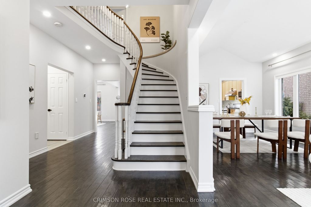 Photo of 2355 Woodridge Way, Oakville, ON L6H 6S3 (MLS # W12825682)