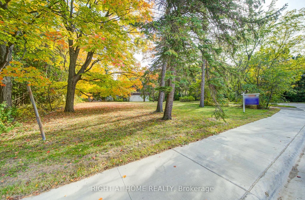 Photo of 48 The Bridle Path, Toronto, ON M2L 1C8 (MLS # C13845878)