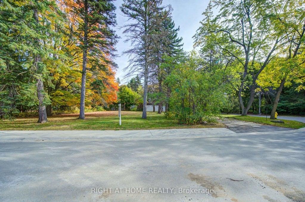 Photo of 48 The Bridle Path, Toronto, ON M2L 1C8 (MLS # C13845878)
